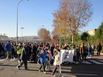 Emprendiendo camino por la Avd. Maristas hacia la rotonda de D. Marcelina Champagnat.